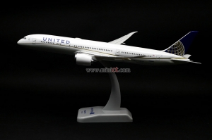 1:200 모형비행기 미니어처 키덜트 수집 United Airlines Boeing  787-8  (10611gr)