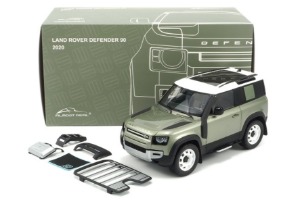 810704  Land Rover Defender 90 with Roof Pack - 2020 - Pangea Green